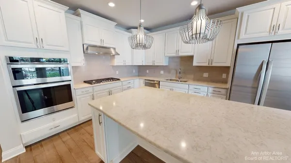 $4,500 | 3010 North Spurway Drive, Ann Arbor, MI 48105