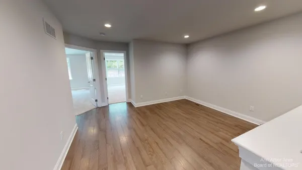 $4,500 | 3010 North Spurway Drive, Ann Arbor, MI 48105