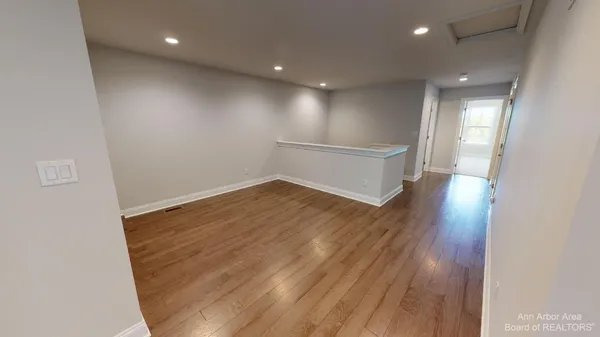 $4,500 | 3010 North Spurway Drive, Ann Arbor, MI 48105