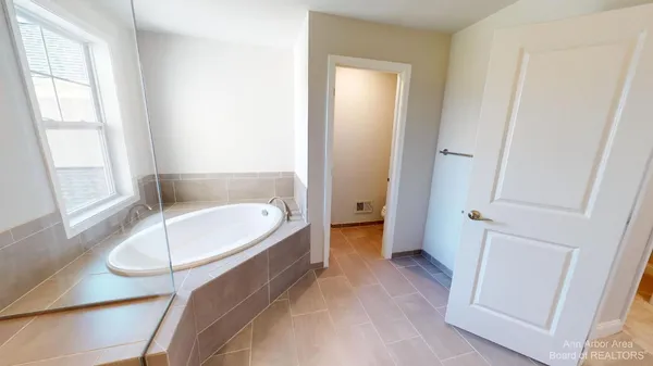 $4,500 | 3010 North Spurway Drive, Ann Arbor, MI 48105