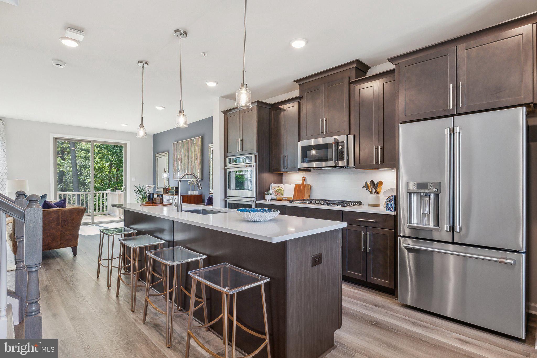 7034 Gladebrook Road Brandywine, MD 20613 - Photo 4 of 44