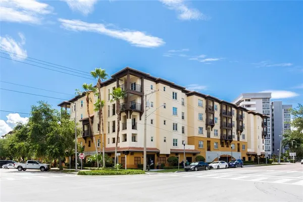 $3,900 | 200 4th Avenue South, Unit 329, St. Petersburg, FL 33701