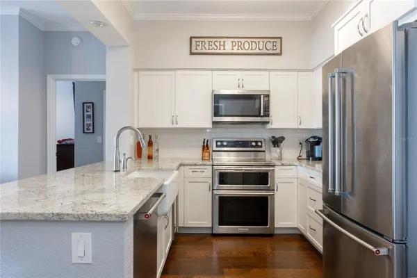 $3,900 | 200 4th Avenue South, Unit 329, St. Petersburg, FL 33701