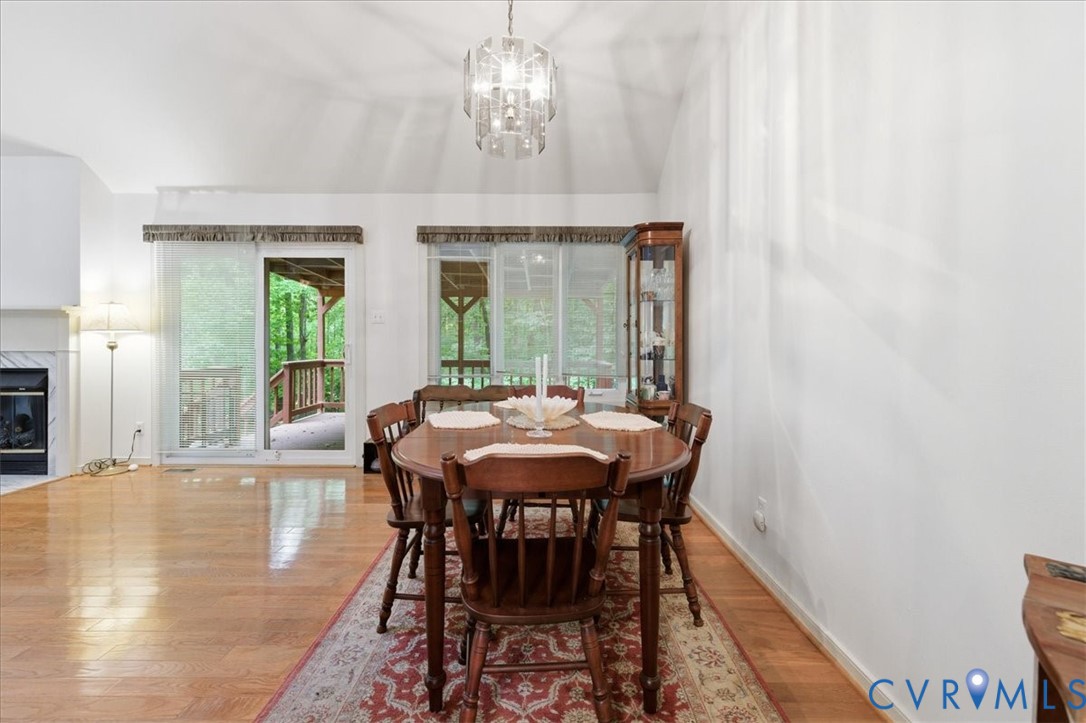 4099 Doe Run Road Hopewell, VA 23860 - Photo 9 of 36 Dining area