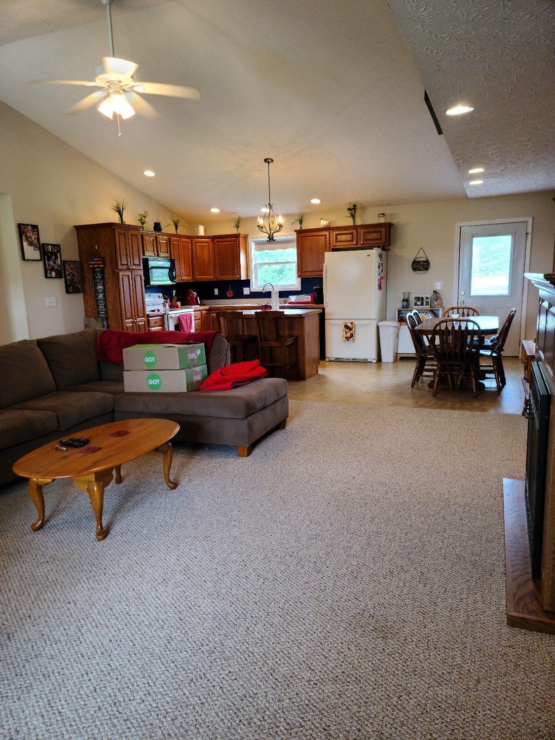 9869 Wolfe Road New Vienna, OH 45159 - Photo 5 of 26