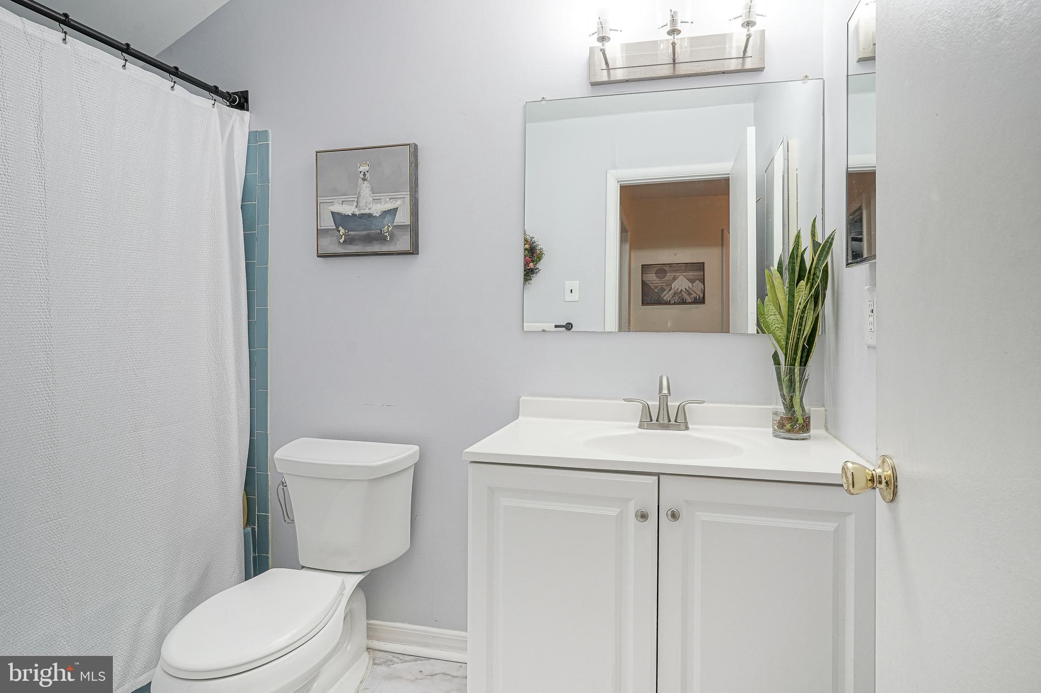 8 Sycamore Court Lumberton, NJ 08048 - Photo 23 of 26 Upstairs Full Bath