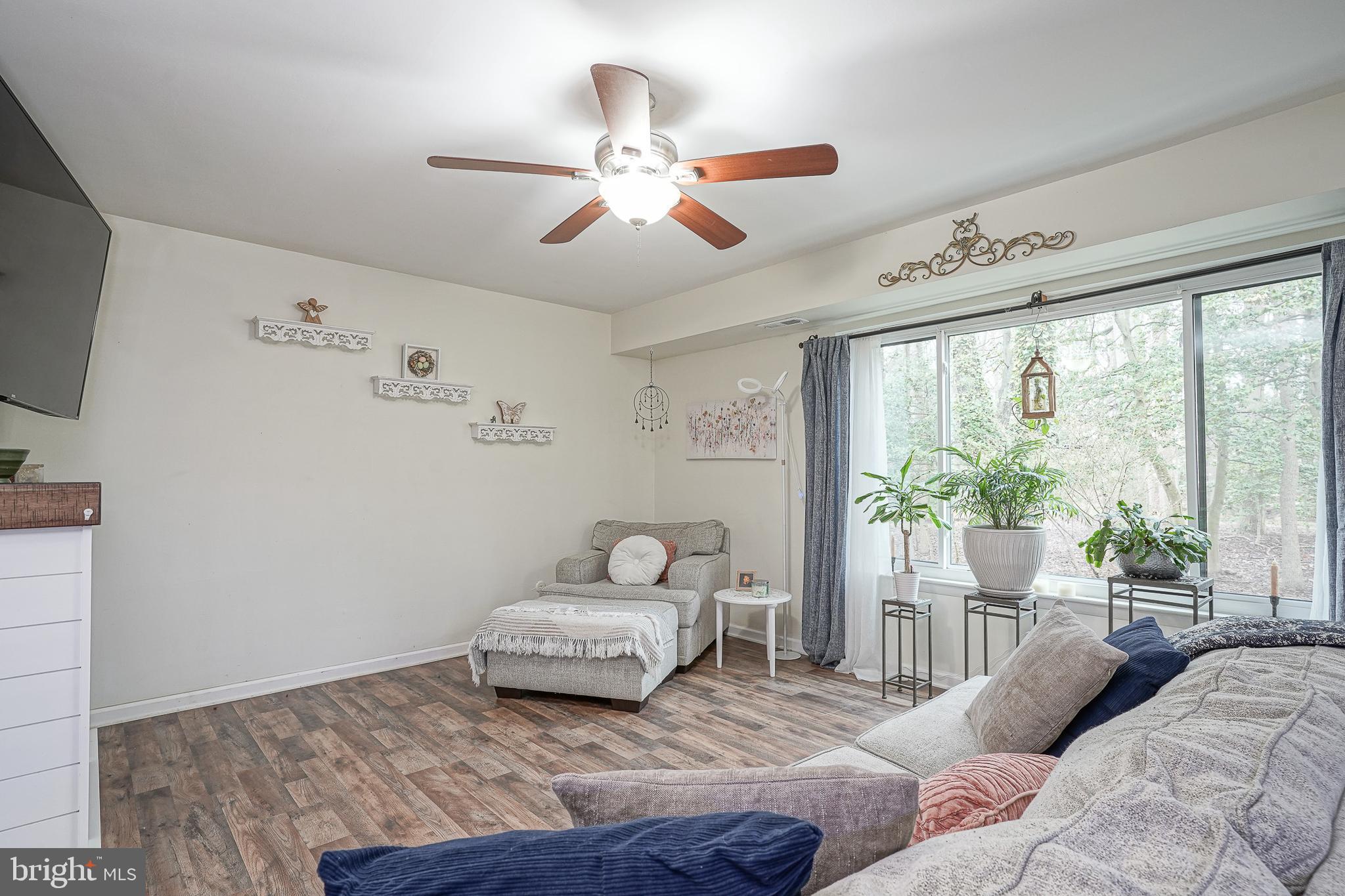 8 Sycamore Court Lumberton, NJ 08048 - Photo 6 of 26 Perfect space to gather w/ friends and family