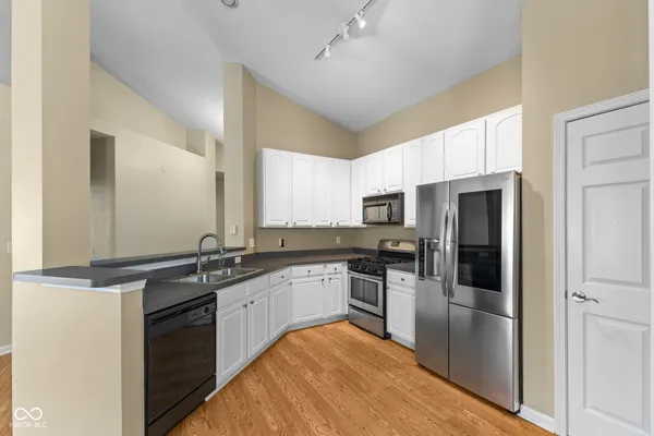 $345,000 | 6051 Copeland Mills Court, Indianapolis, IN 46221