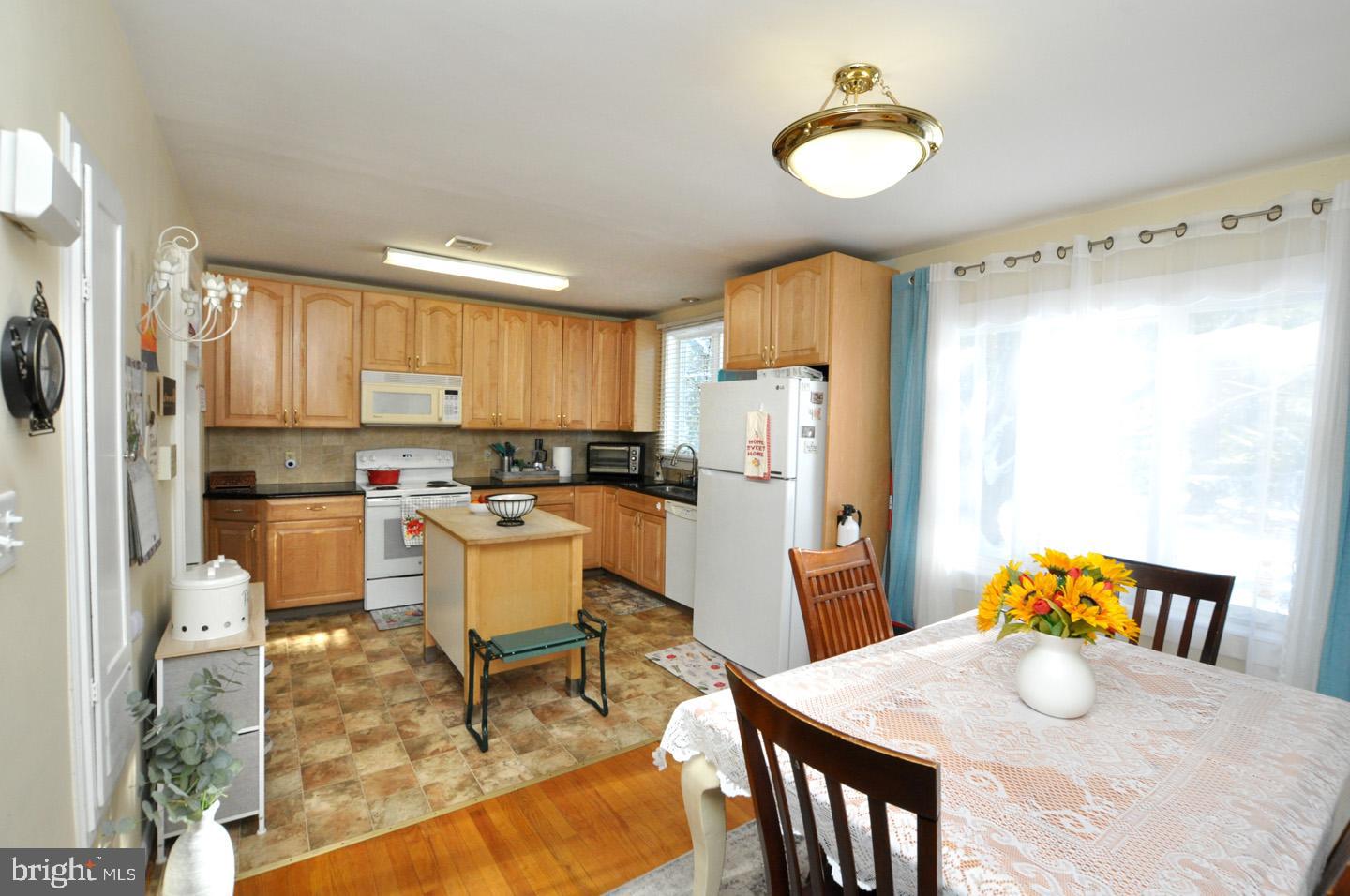 4312 Church Road Mount Laurel, NJ 08054 - Photo 12 of 21 Kitched updated in 2008