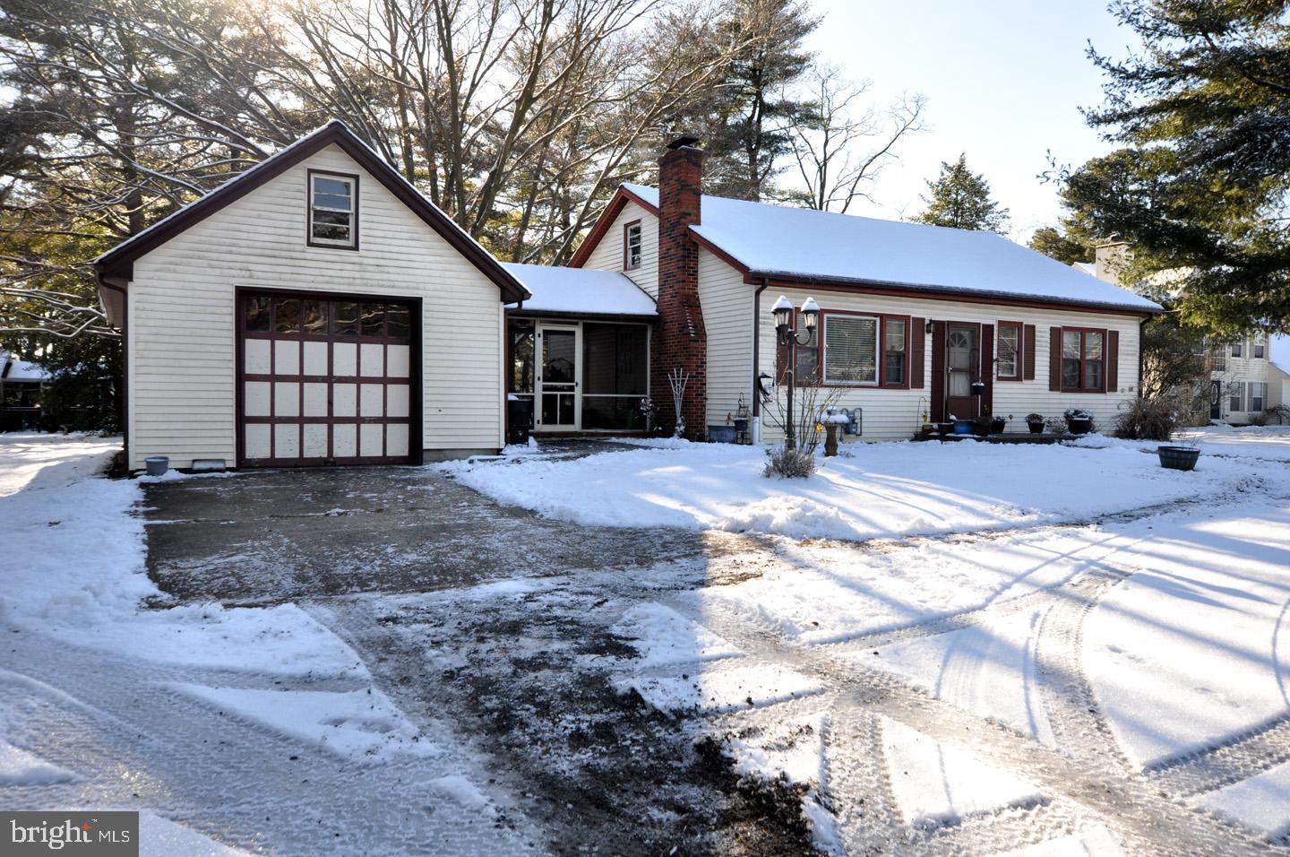 4312 Church Road Mount Laurel, NJ 08054 - Photo 3 of 21 1 car detached garage
