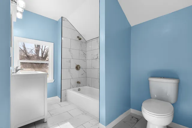 $179,900 | 1315 Benton Street, Rockford, IL 61107