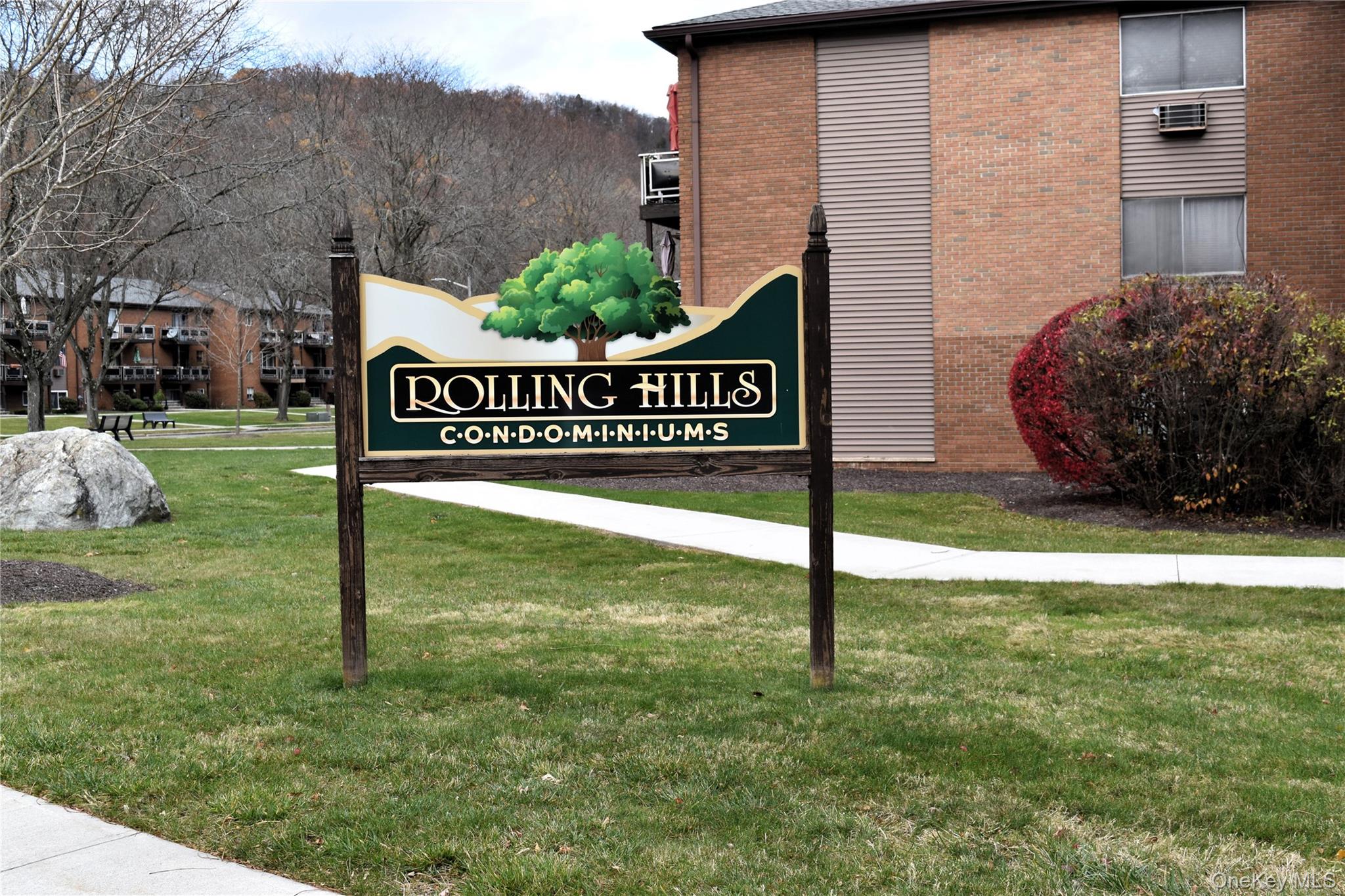 37 Tanager Road, Unit 3704 Monroe, NY 10950 - Photo 3 of 25 a sign that is on the side of a building