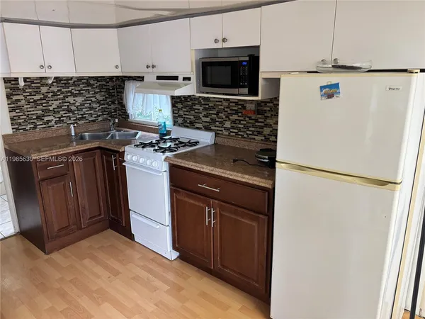 $1,150 | 2875 Northwest 167th Terrace, Unit 1, Miami Gardens, FL 33056