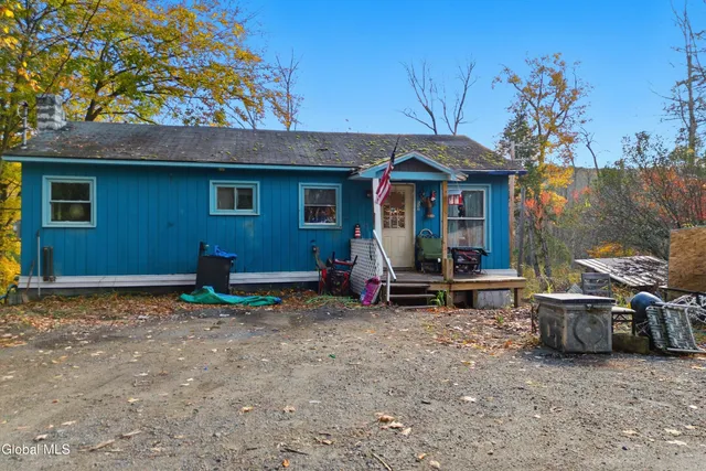 $167,500 | 1557 Hemlocks Lane, Argyle, NY 12809