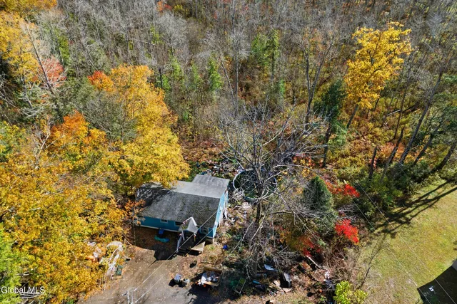 $167,500 | 1557 Hemlocks Lane, Argyle, NY 12809