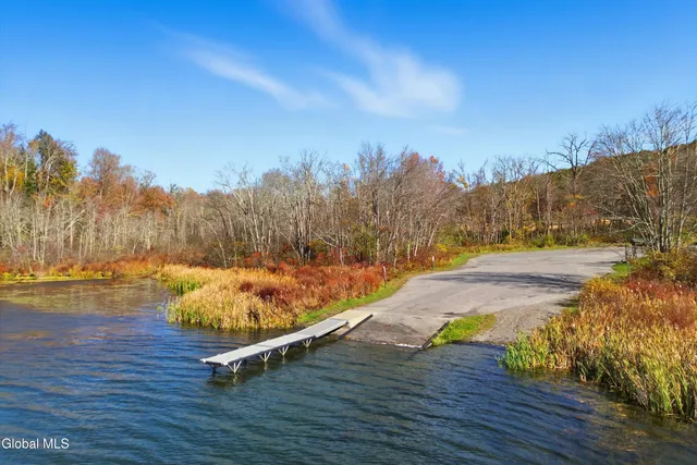 $167,500 | 1557 Hemlocks Lane, Argyle, NY 12809