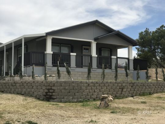 5651 South Kelso Valley Road Weldon, CA 93283 - Photo 1 of 34 a front view of a house