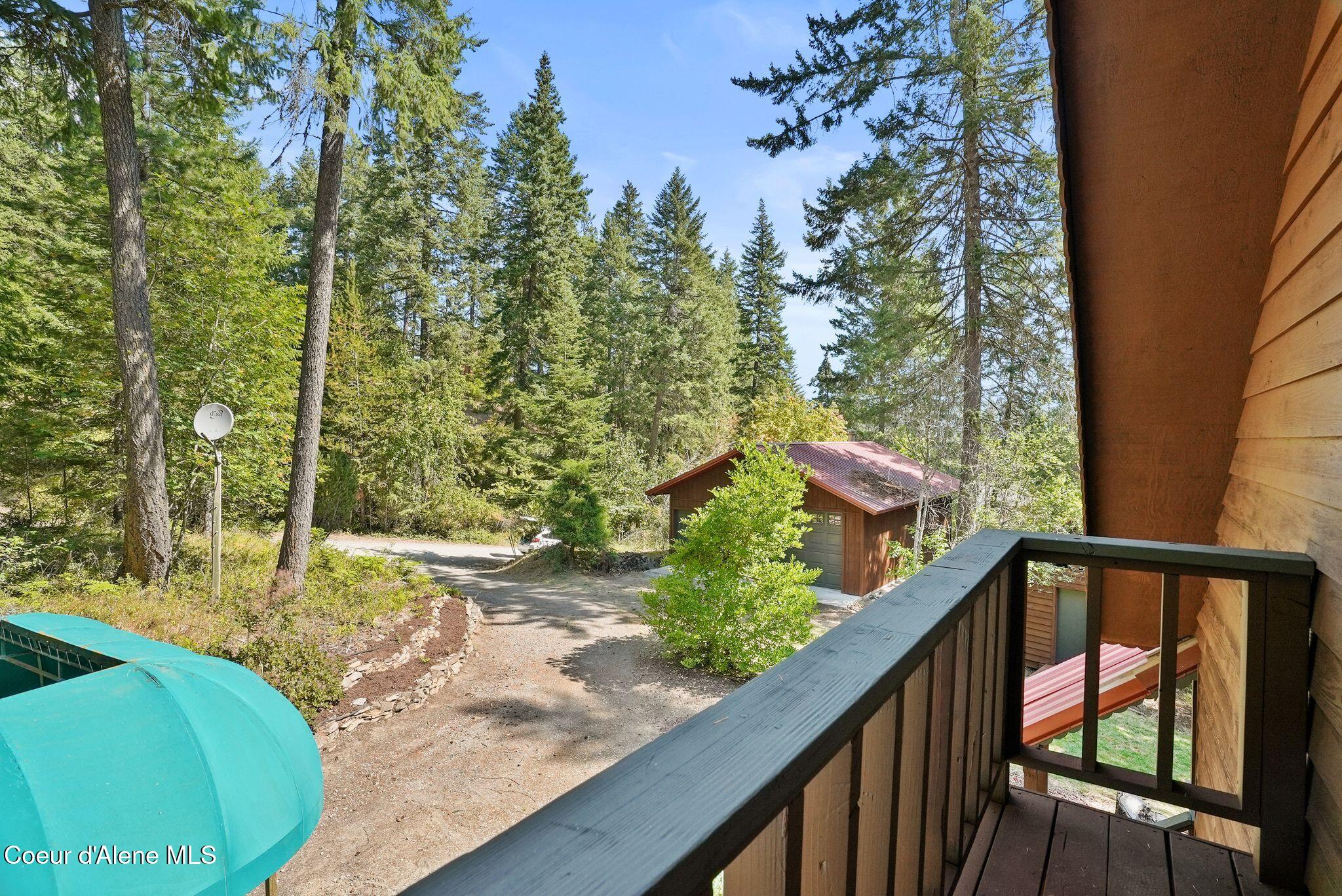 18400 West Holliday Way Hauser, ID 83854 - Photo 18 of 39 Primary suite deck