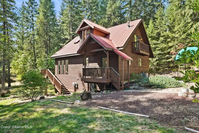 $750,000 | 18400 West Holliday Way, Hauser, ID 83854