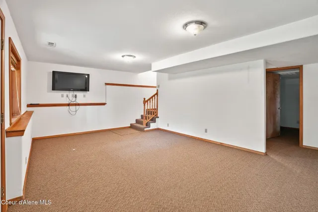 $750,000 | 18400 West Holliday Way, Hauser, ID 83854