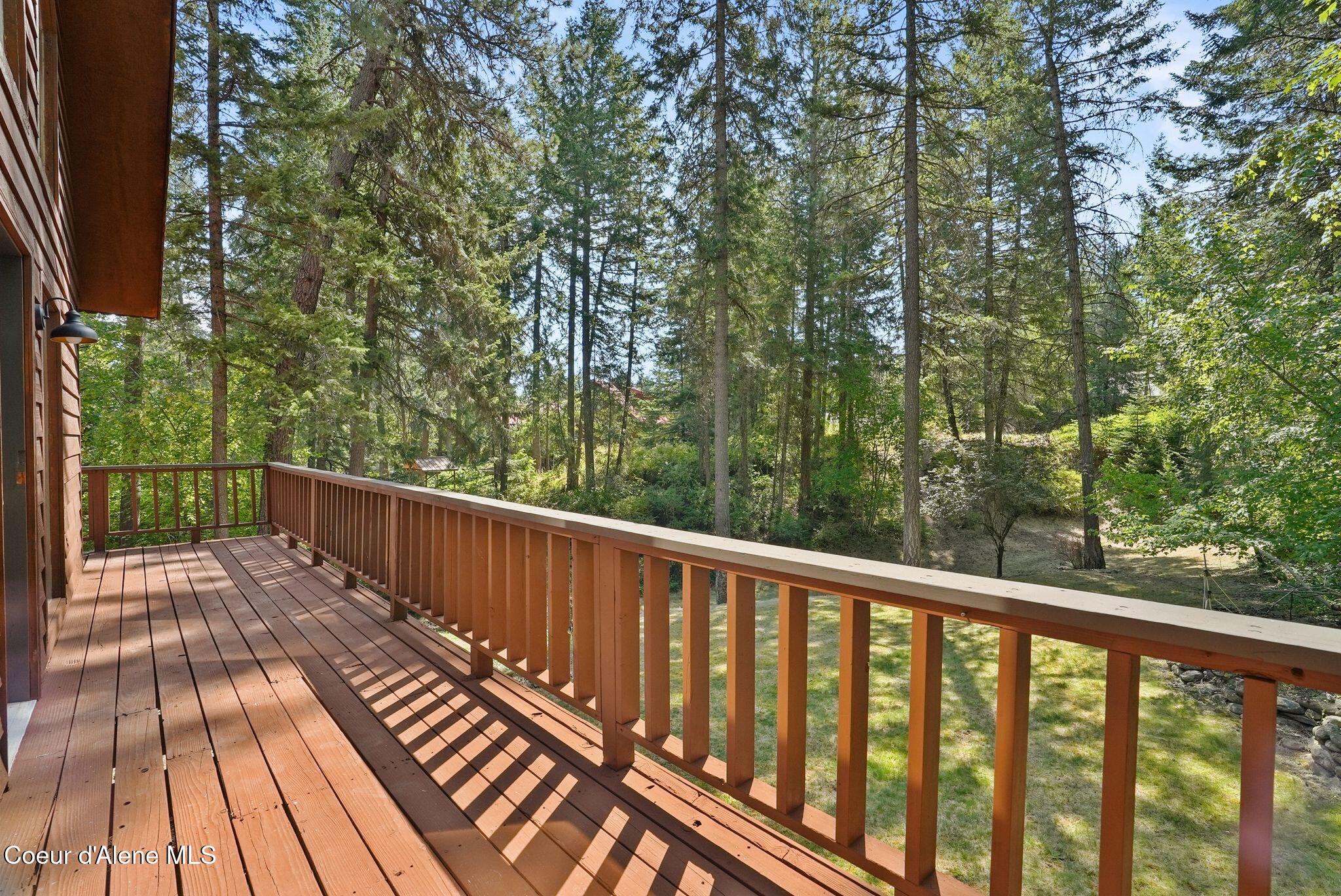 18400 West Holliday Way Hauser, ID 83854 - Photo 25 of 39 Deck