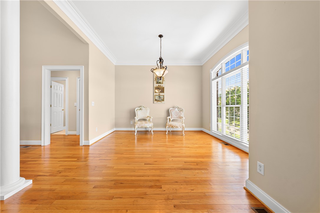 128 Turnberry Road Anderson, SC 29621 - Photo 4 of 39