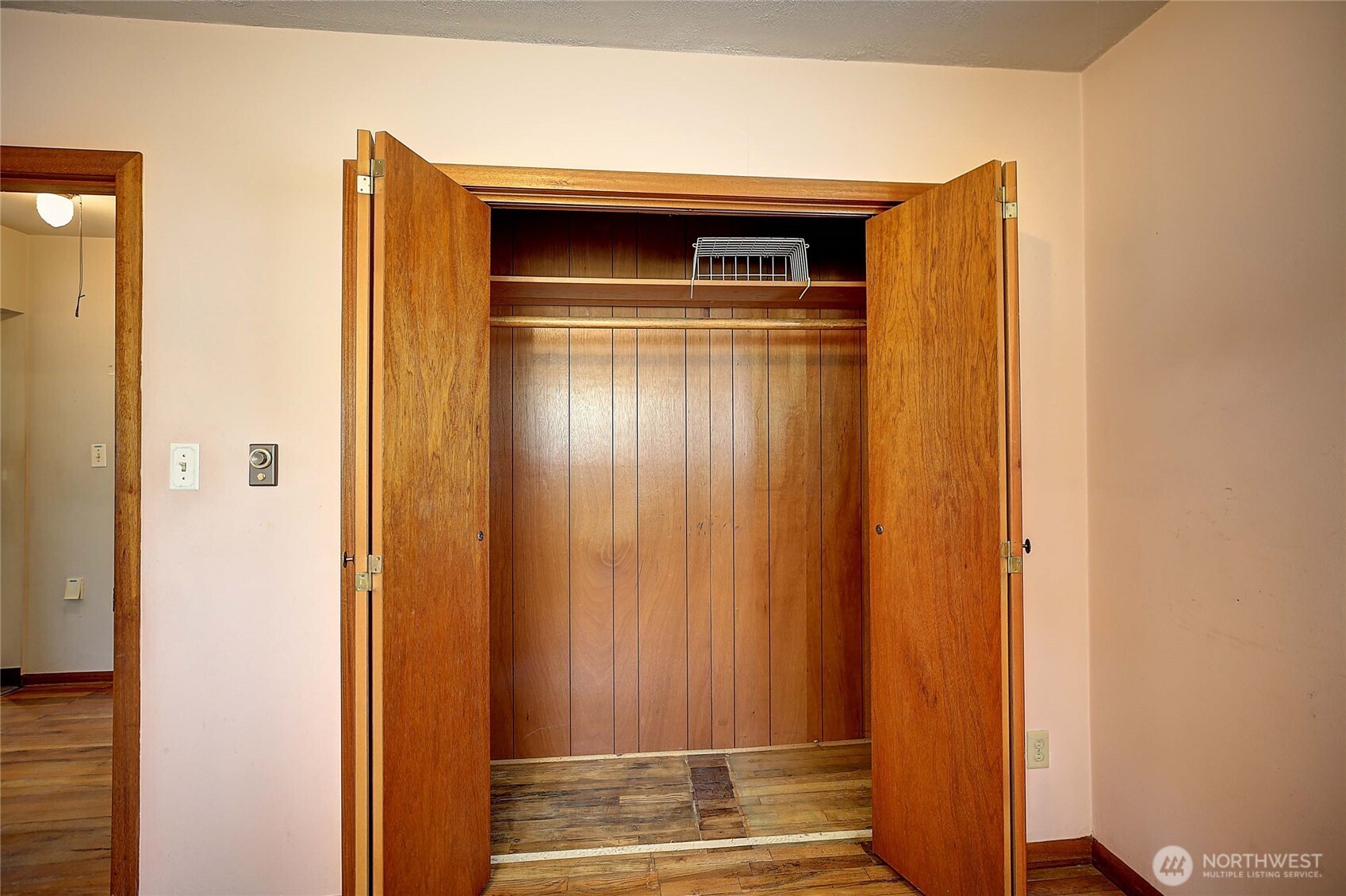 414 Morgan Road Everett, WA 98203 - Photo 8 of 26 a view of door