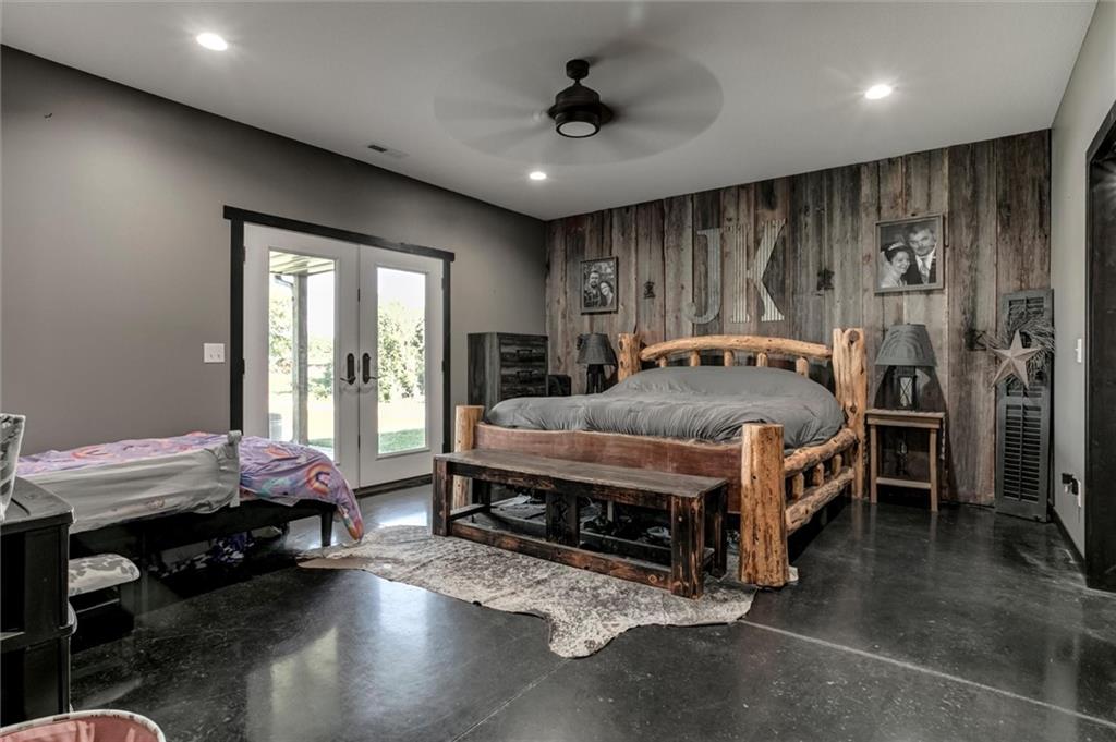 1982 Indiana Road Ottawa, KS 66067 - Photo 15 of 70