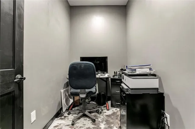 $1,150,000 | 1982 Indiana Road, Ottawa, KS 66067