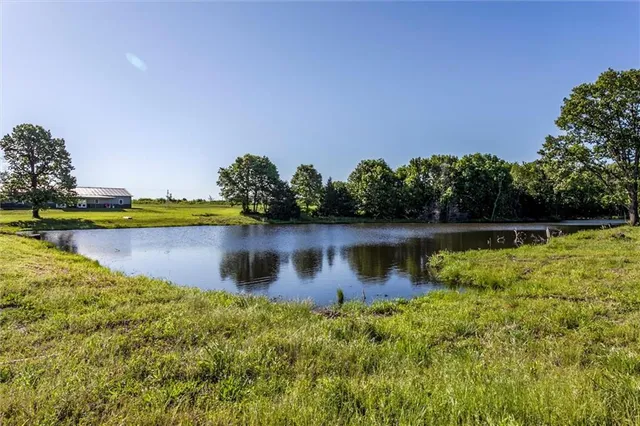 $1,150,000 | 1982 Indiana Road, Ottawa, KS 66067