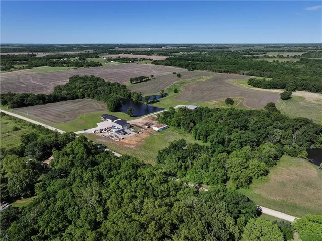 $1,150,000 | 1982 Indiana Road, Ottawa, KS 66067