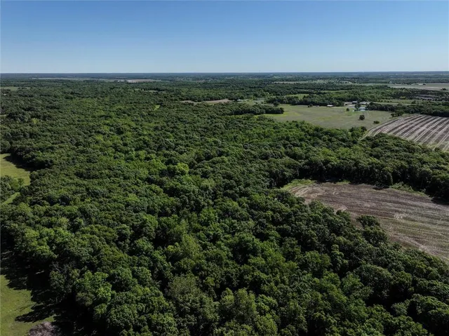 $1,150,000 | 1982 Indiana Road, Ottawa, KS 66067