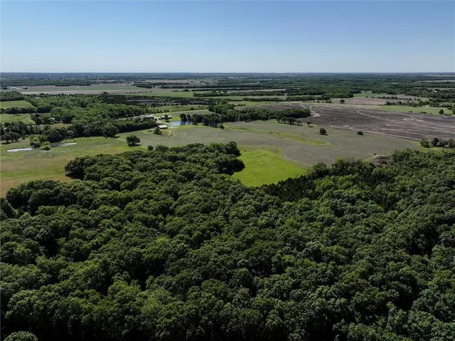 $1,150,000 | 1982 Indiana Road, Ottawa, KS 66067