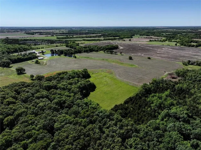 $1,150,000 | 1982 Indiana Road, Ottawa, KS 66067
