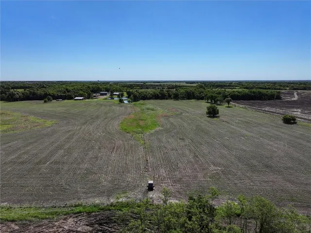 $1,150,000 | 1982 Indiana Road, Ottawa, KS 66067