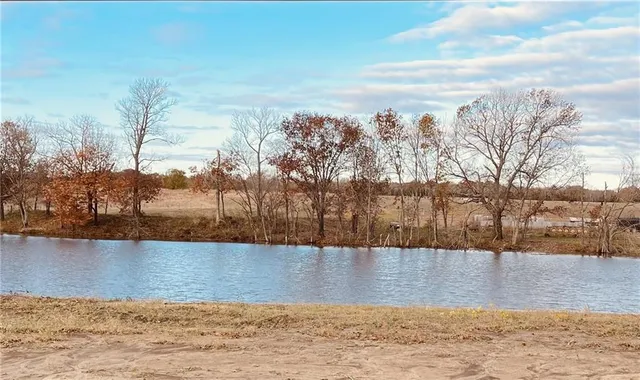 $1,150,000 | 1982 Indiana Road, Ottawa, KS 66067