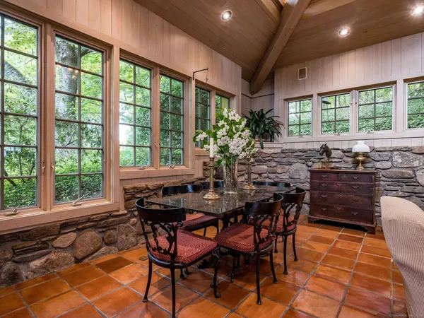 $1,895,000 | 30 Meeting House Lane, Madison, CT 06443