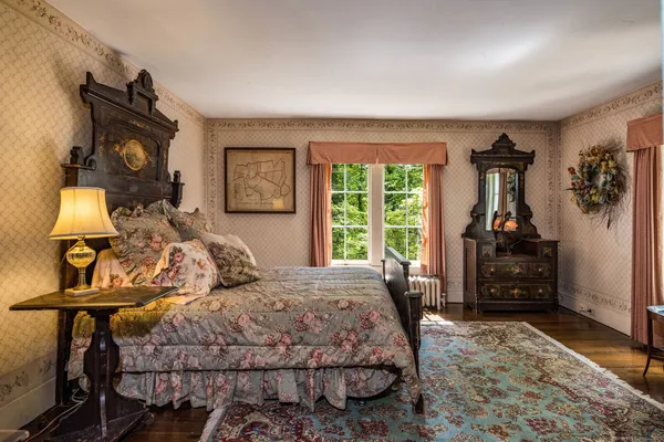 $1,895,000 | 30 Meeting House Lane, Madison, CT 06443