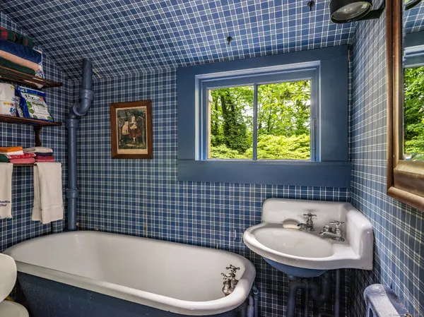 $1,895,000 | 30 Meeting House Lane, Madison, CT 06443