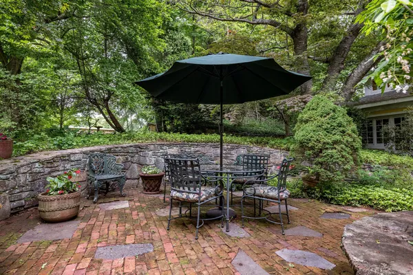 $1,895,000 | 30 Meeting House Lane, Madison, CT 06443