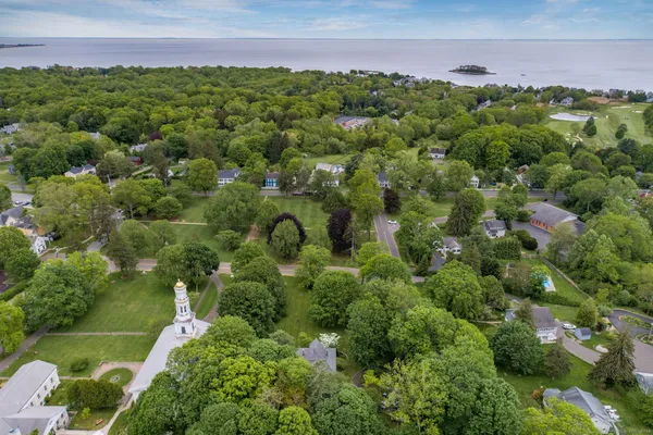 $1,895,000 | 30 Meeting House Lane, Madison, CT 06443