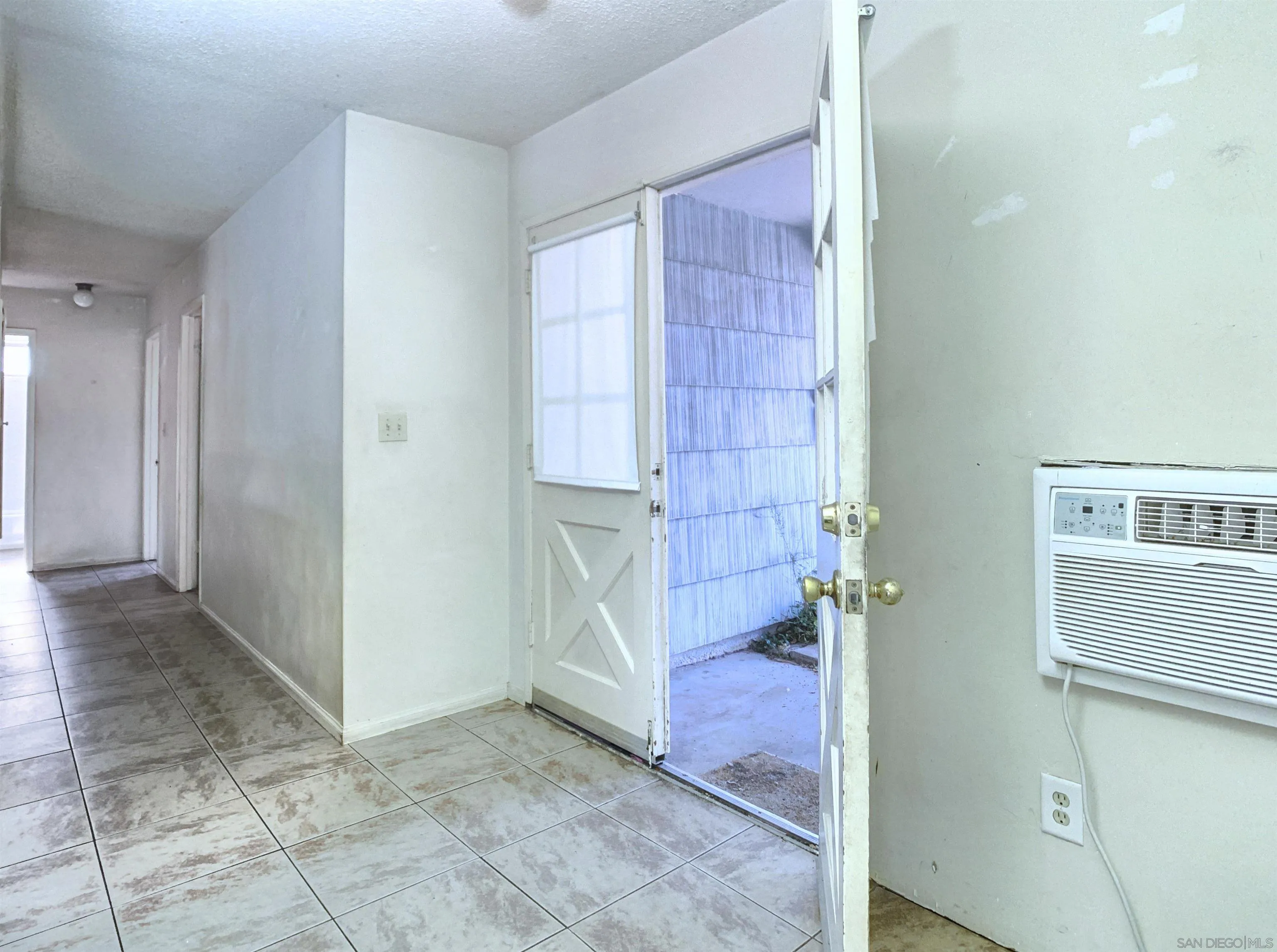 9443 Pebble Beach Drive Santee, CA 92071 - Photo 7 of 16 a view of a bathroom