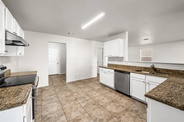 $325,000 | 1841 Wickham Drive, Burleson, TX 76028