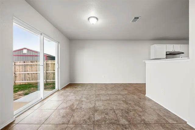 $325,000 | 1841 Wickham Drive, Burleson, TX 76028