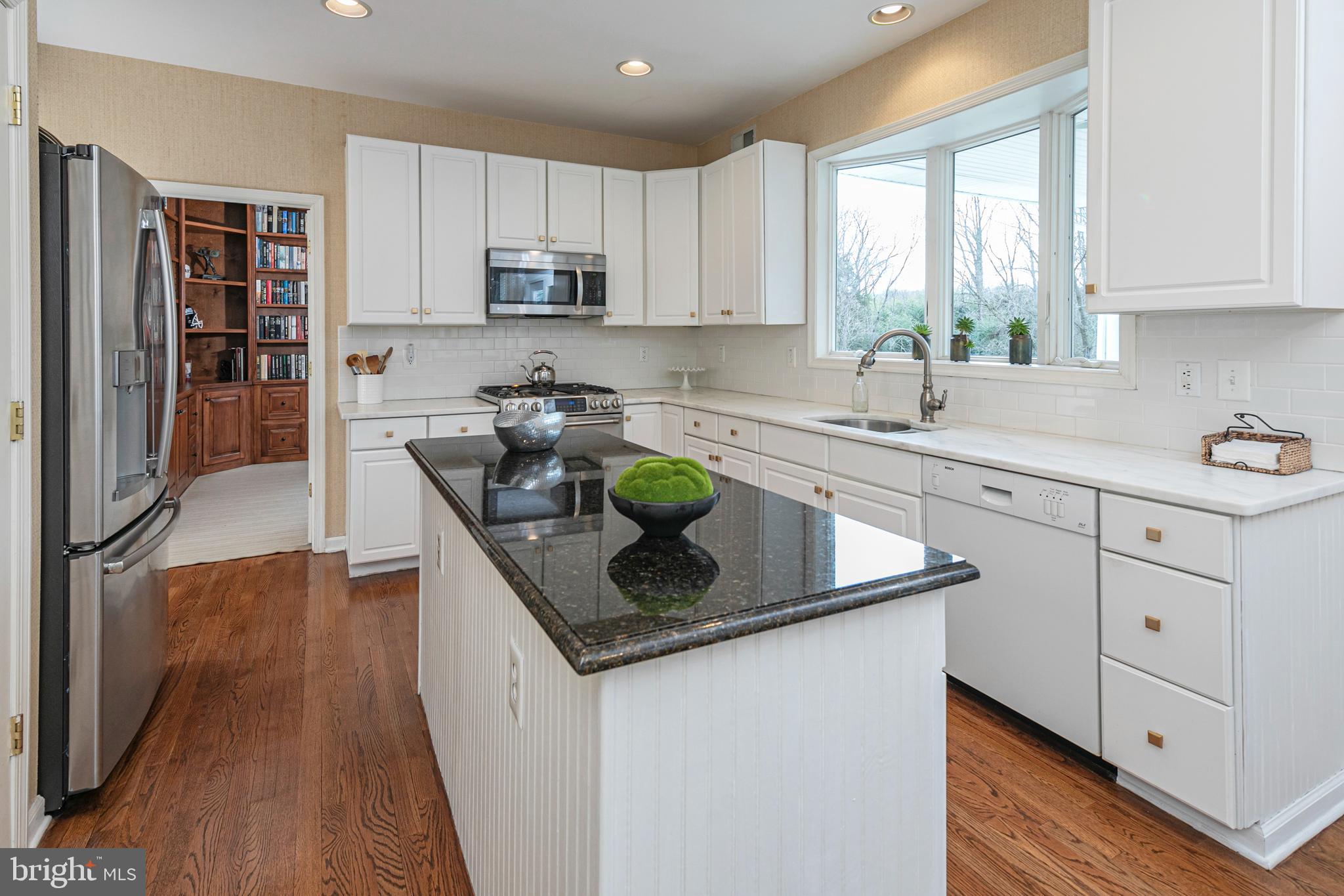 11 Seminole Road Skillman, NJ 08558 - Photo 19 of 42