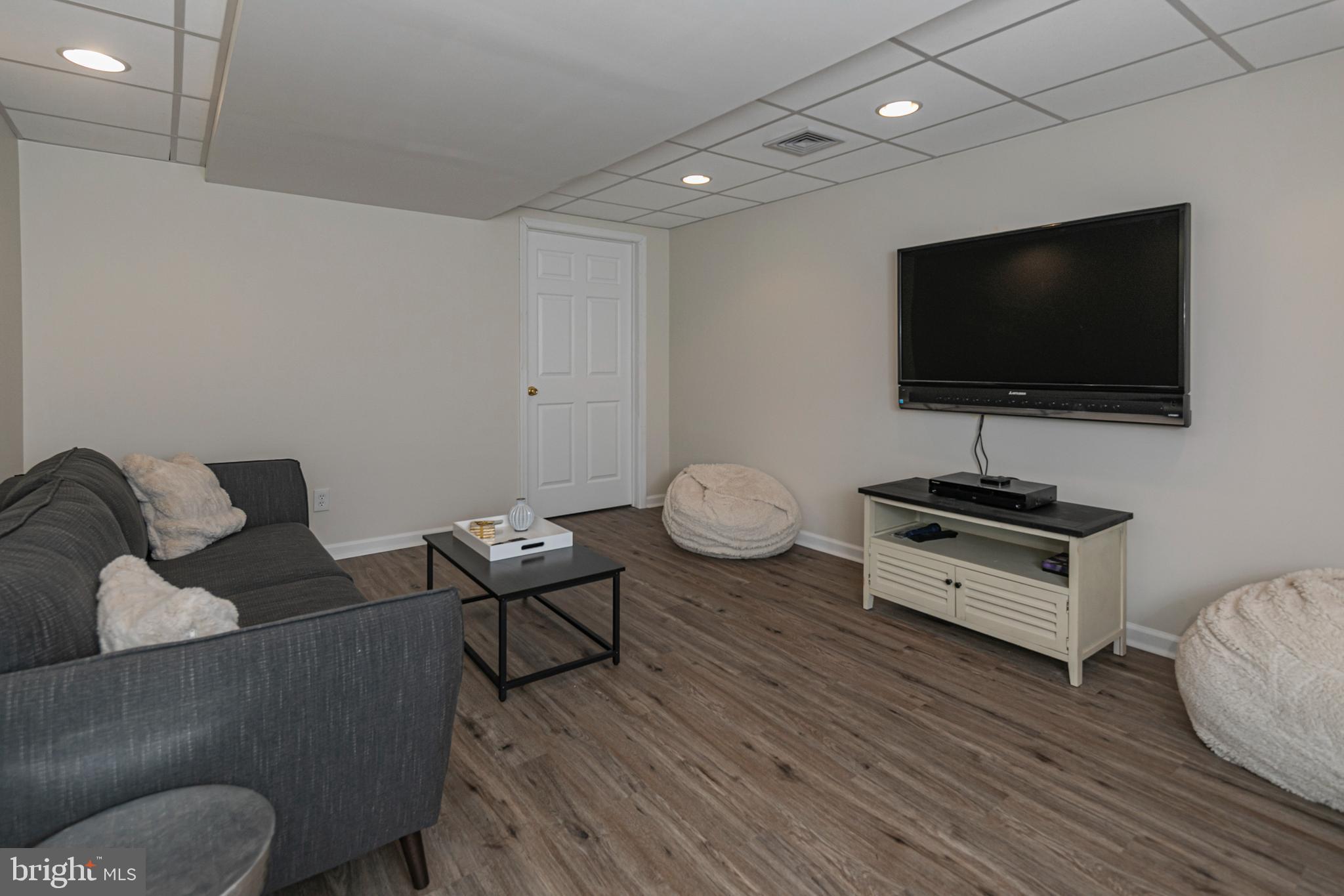 11 Seminole Road Skillman, NJ 08558 - Photo 34 of 42