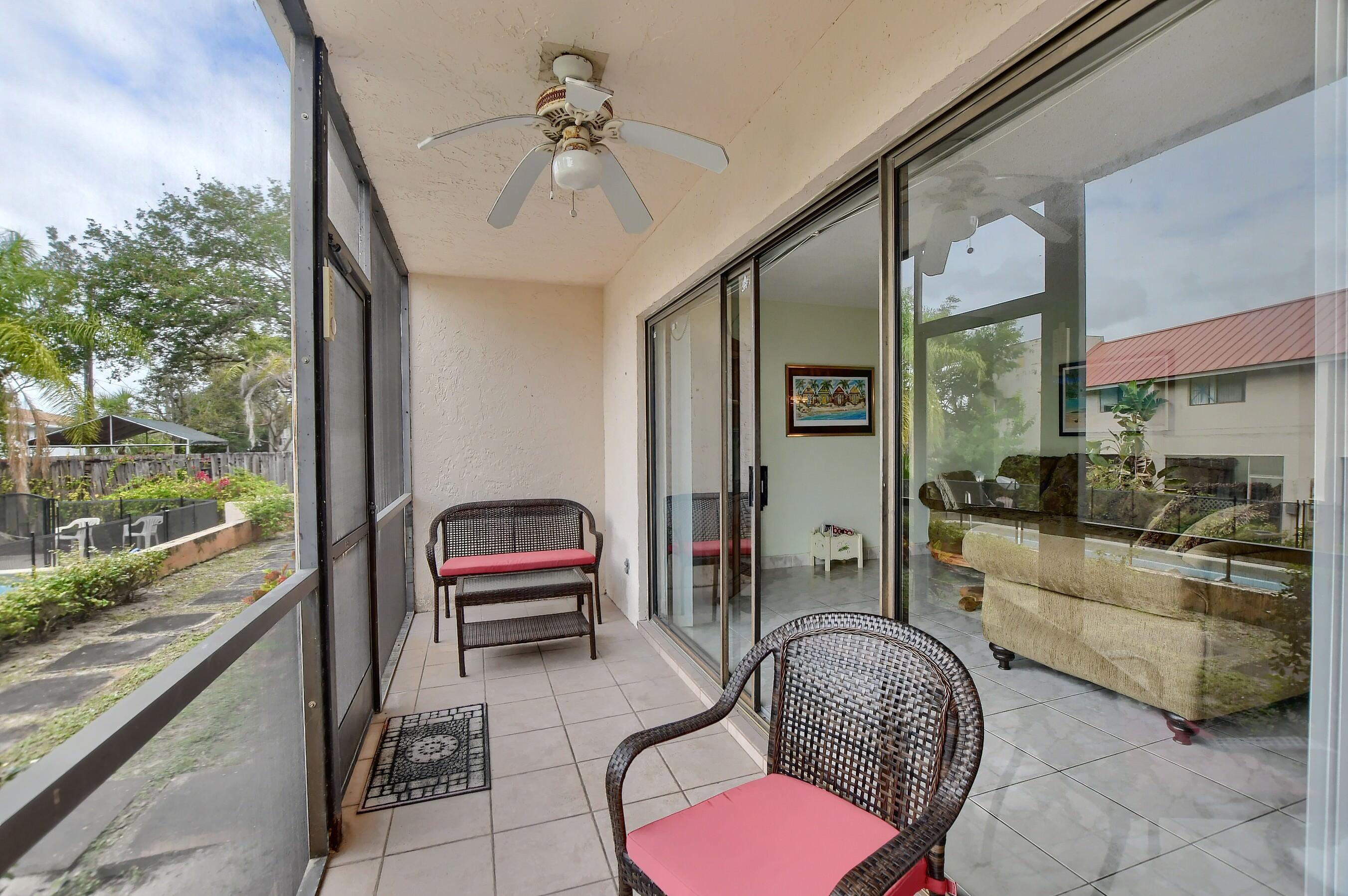1675 Northwest 15th Vista Boca Raton, FL 33432 - Photo 17 of 21 Screened in Patio