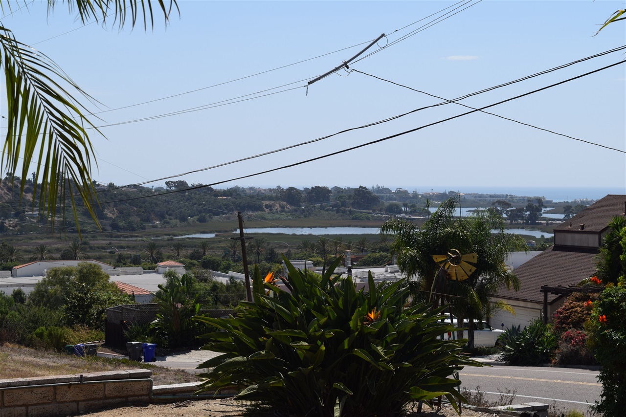 1840 Avocado Road Oceanside, CA 92054 - Photo 6 of 21 Gallery Image 6