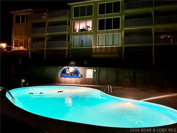 $250,000 | 875 Parkside Place, Unit B304, Osage Beach, MO 65065