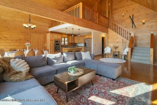 $1,020,000 | 101 Carl Road, Jewett, NY 12444